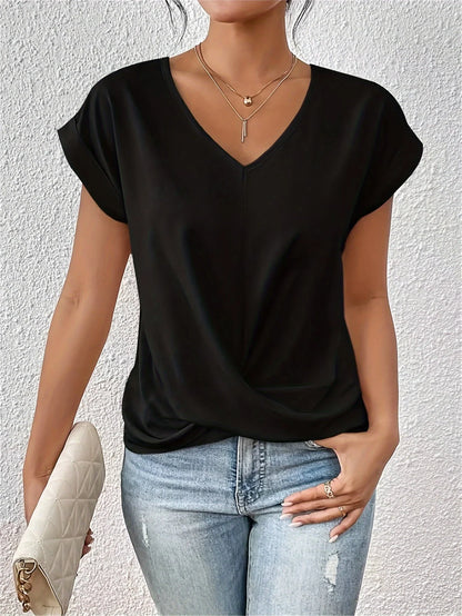 Lucia — T-Shirt mit elegantem V-Ausschnitt