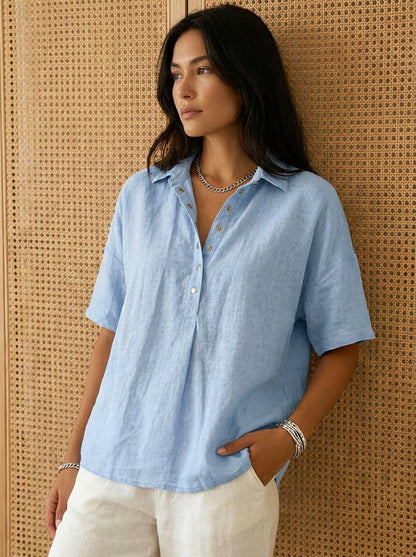 Bianca — Sommerbluse mit V-Kragen & Knopfdetail